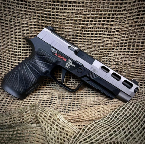 【PARA BELLUM】P320 PRO WilsonCombat Custom GBB 4.7in ガスブローバック ハンドガン (Grey)（PBG320-05TG）